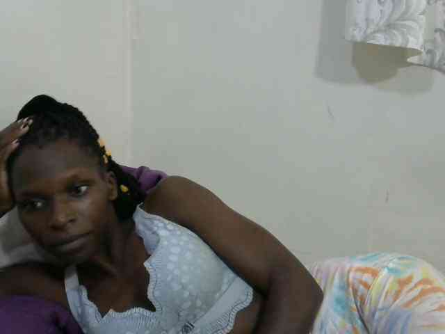 PrettyOne1 webcam