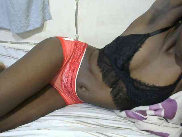 PrettyOne1 webcam
