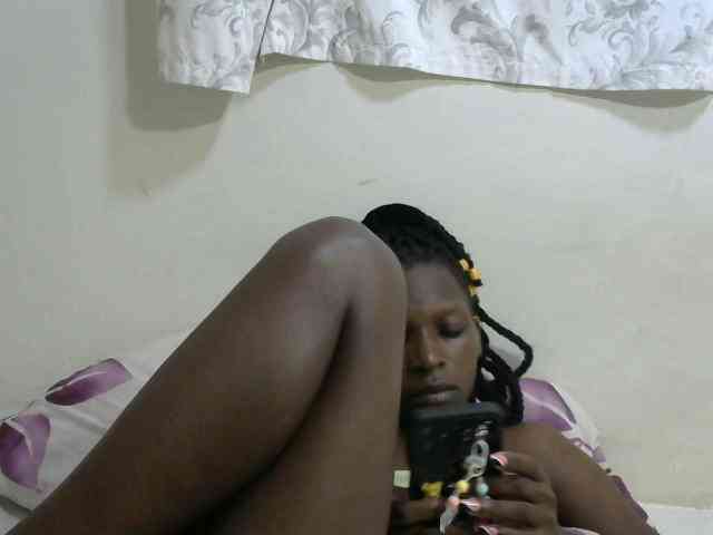 PrettyOne1 webcam