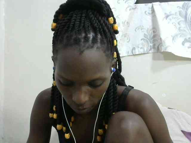 PrettyOne1 webcam