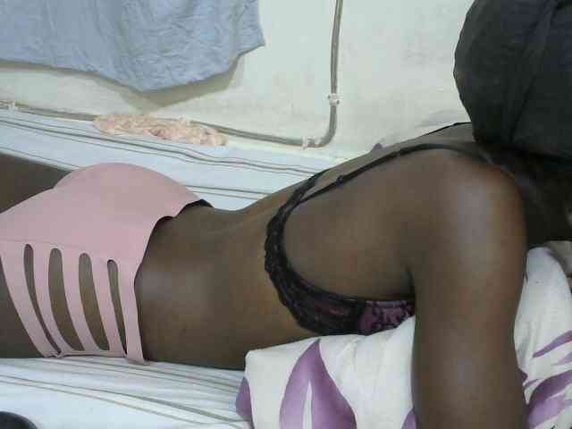 PrettyOne1 webcam