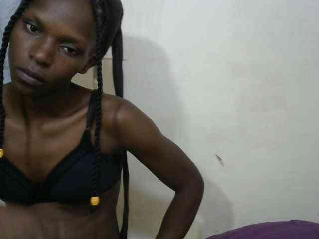 PrettyOne1 webcam