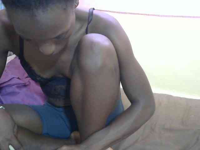 PrettyOne1 webcam
