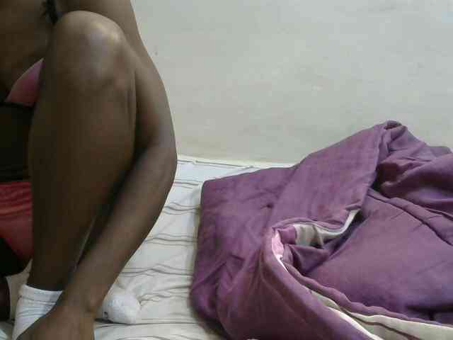 PrettyOne1 webcam