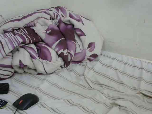 PrettyOne1 webcam