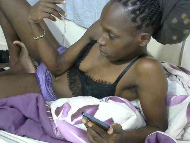 PrettyOne1 webcam