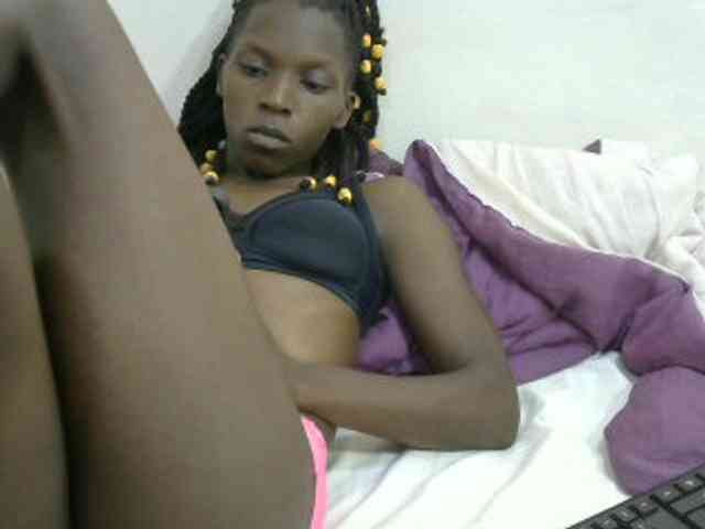 PrettyOne1 webcam