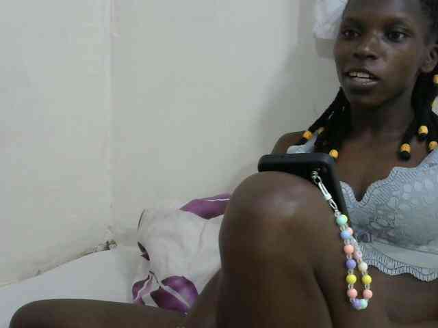 PrettyOne1 webcam