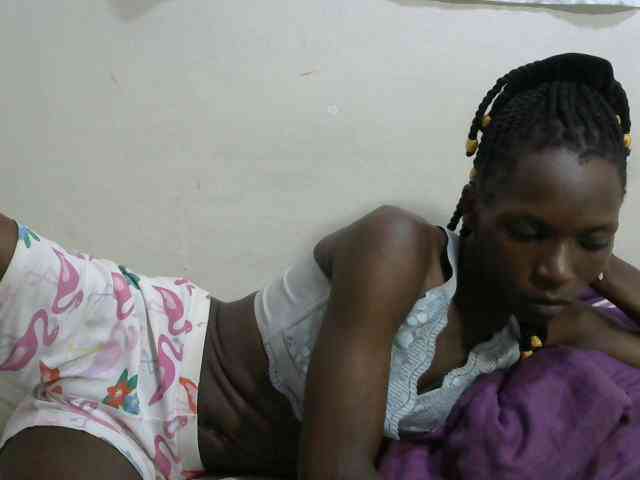 PrettyOne1 webcam