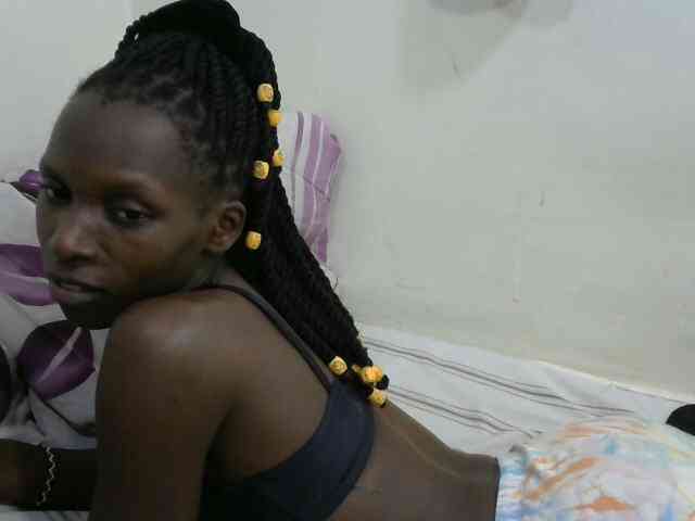 PrettyOne1 webcam