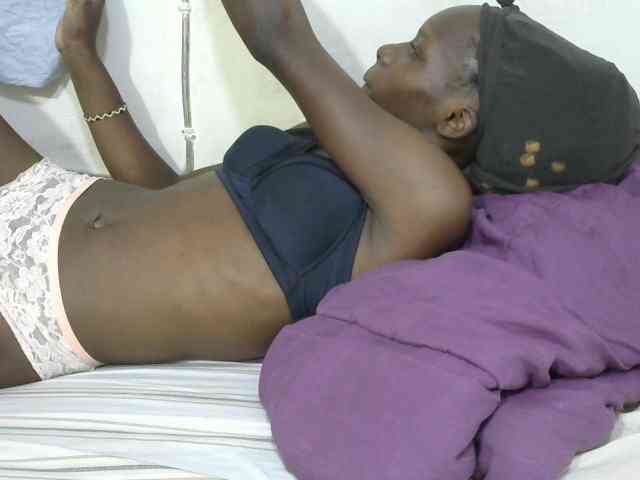 PrettyOne1 webcam