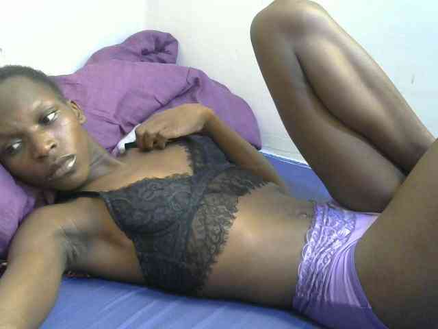 PrettyOne1 webcam