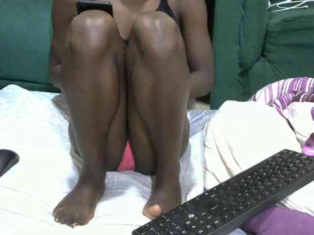 PrettyOne1 webcam