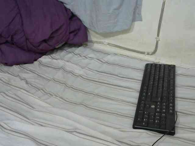 PrettyOne1 webcam