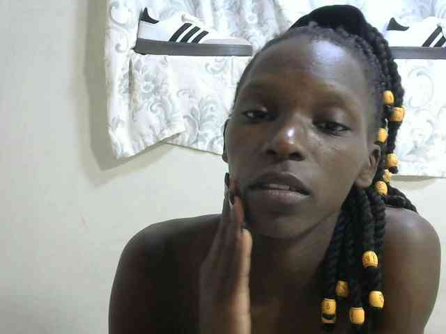 PrettyOne1 webcam