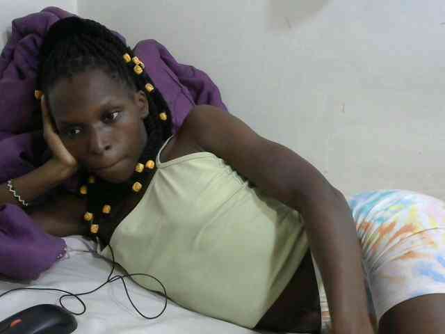 PrettyOne1 webcam