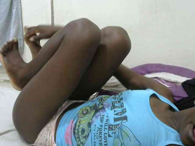 PrettyOne1 webcam