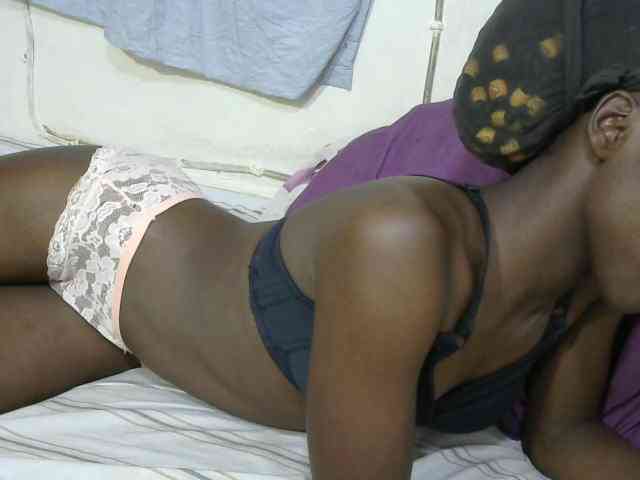 PrettyOne1 webcam