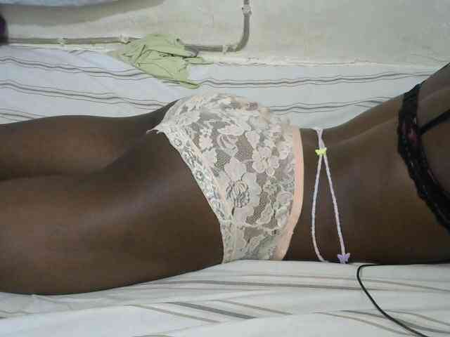 PrettyOne1 webcam