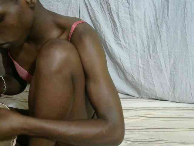 PrettyOne1 webcam