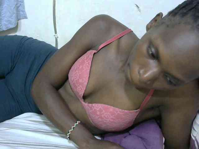 PrettyOne1 webcam