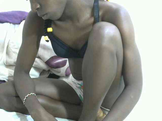 PrettyOne1 webcam