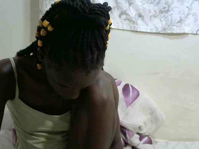 PrettyOne1 webcam