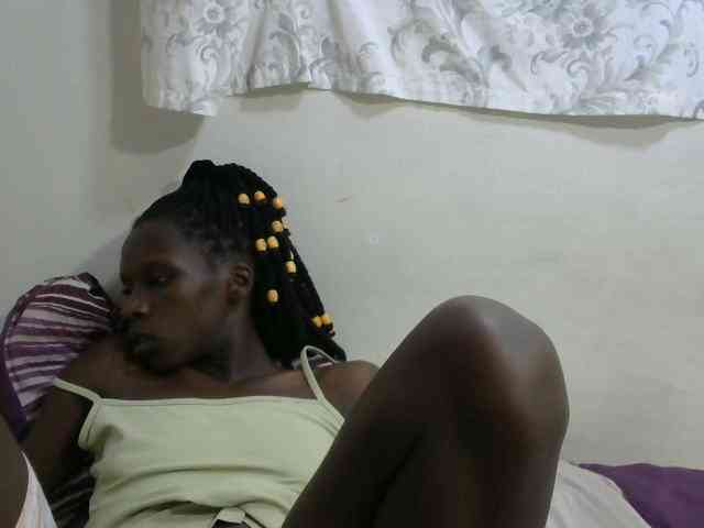 PrettyOne1 webcam