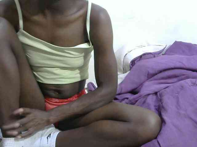 PrettyOne1 webcam