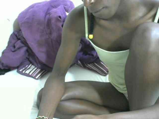 PrettyOne1 webcam