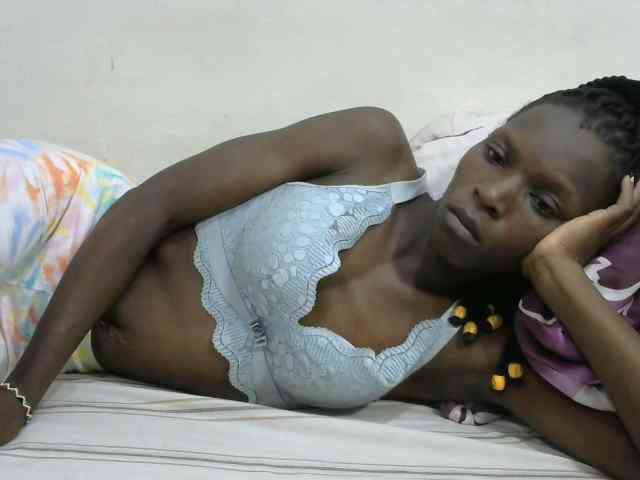 PrettyOne1 webcam