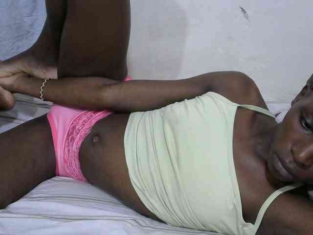 PrettyOne1 webcam