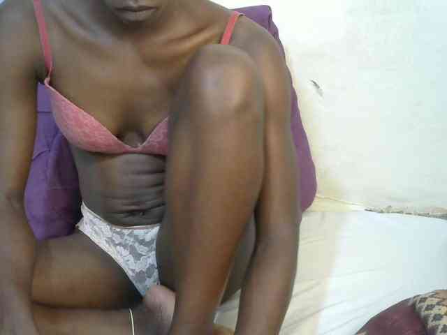 PrettyOne1 webcam