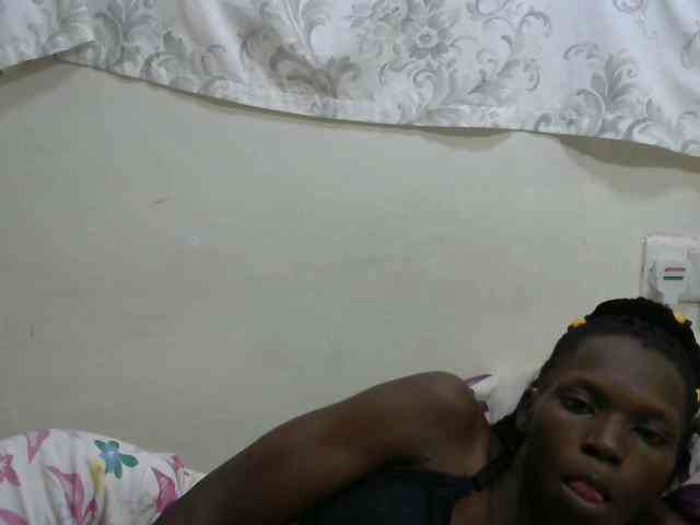 PrettyOne1 webcam
