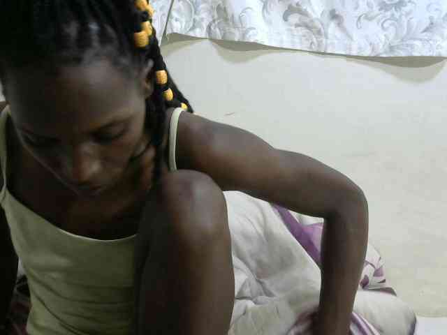 PrettyOne1 webcam