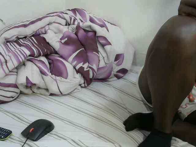 PrettyOne1 webcam
