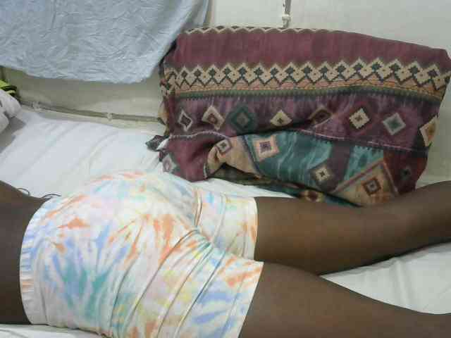 PrettyOne1 webcam