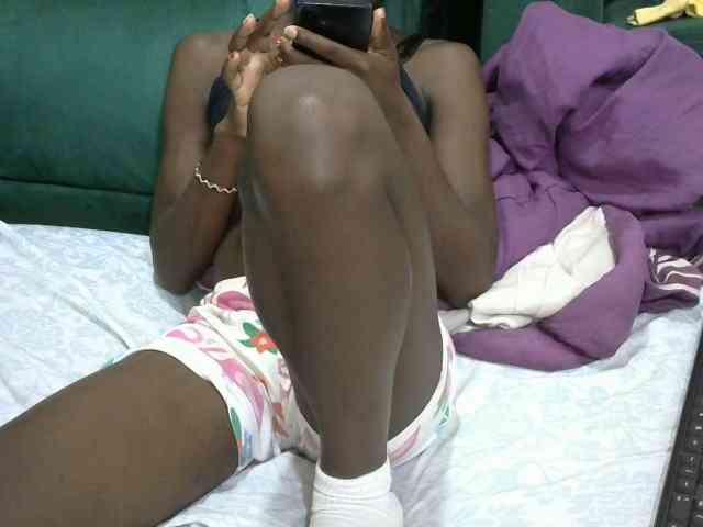 PrettyOne1 webcam