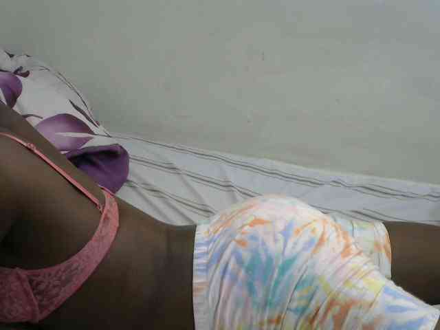 PrettyOne1 webcam