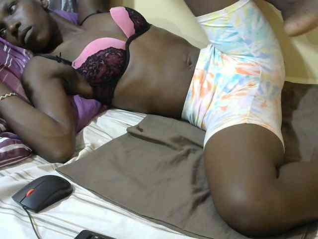 PrettyOne1 webcam