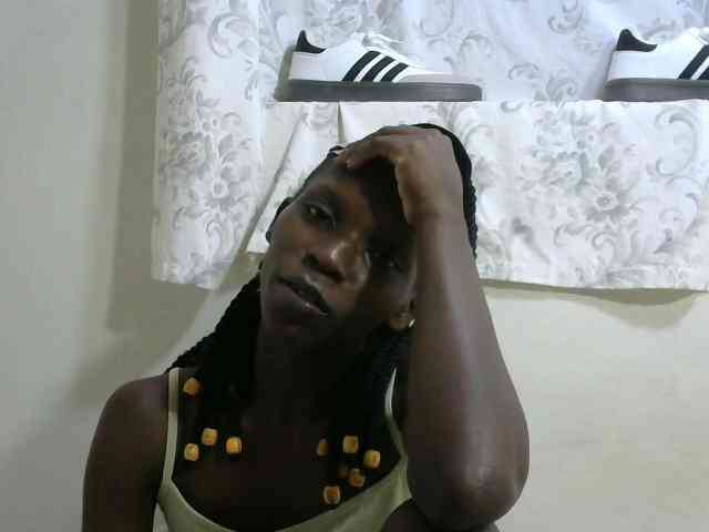 PrettyOne1 webcam