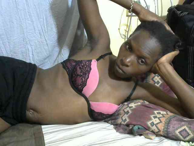 PrettyOne1 webcam
