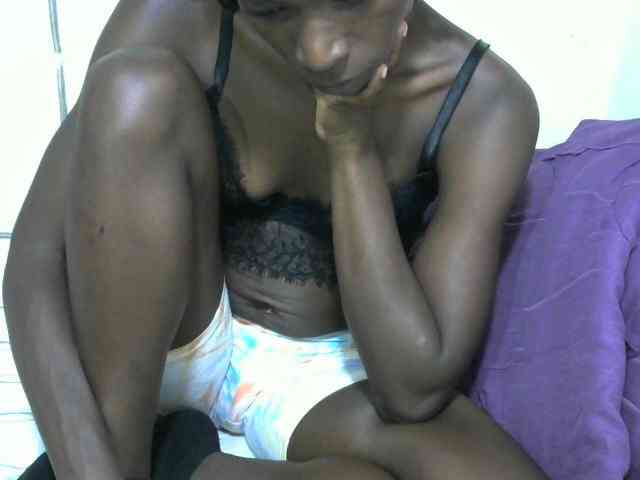 PrettyOne1 webcam