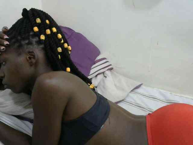 PrettyOne1 webcam