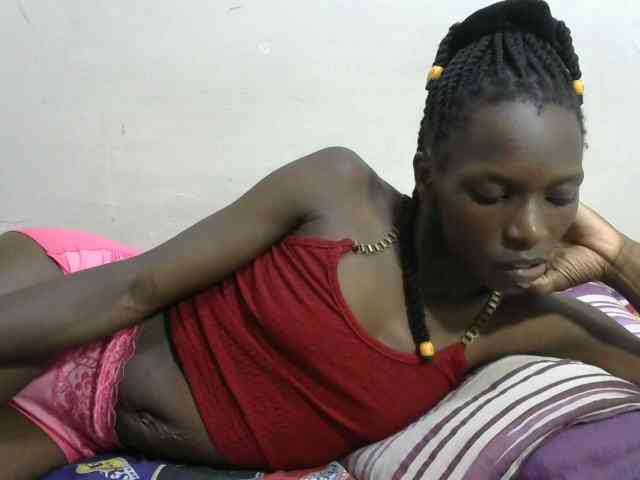 PrettyOne1 webcam