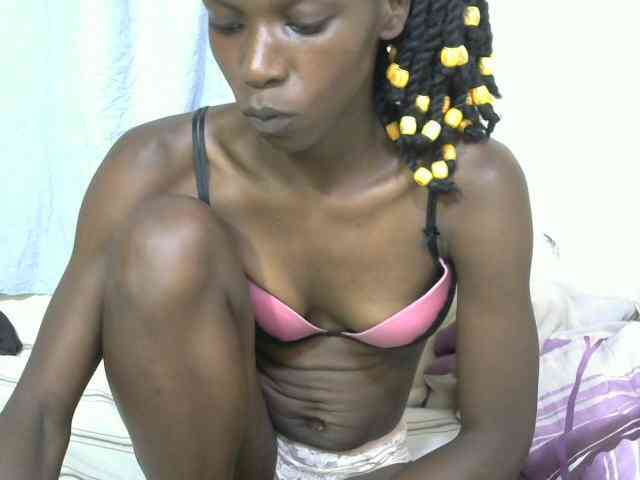 PrettyOne1 webcam