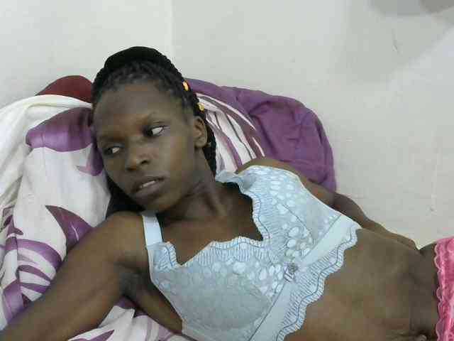 PrettyOne1 webcam