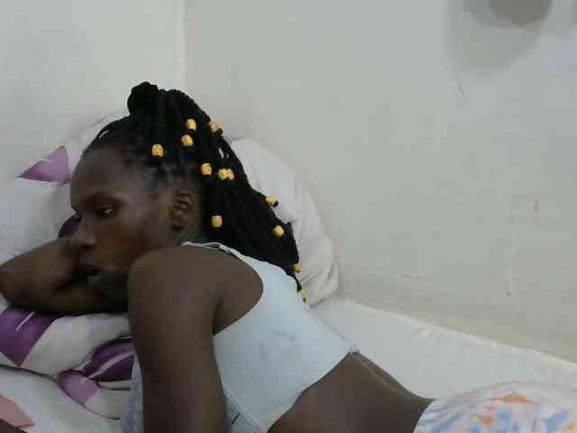 PrettyOne1 webcam