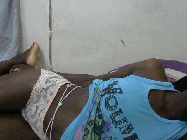 PrettyOne1 webcam
