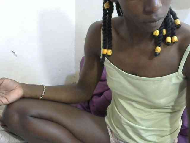 PrettyOne1 webcam